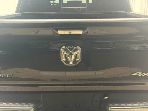 Used 2019 RAM 1500 Big Horn image 11