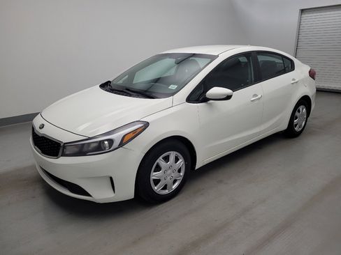 Used 2018 Kia Forte LX FWD image 2