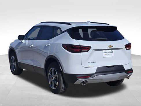 New 2026 Chevrolet Blazer LT w/ Convenience Package FWD image 5
