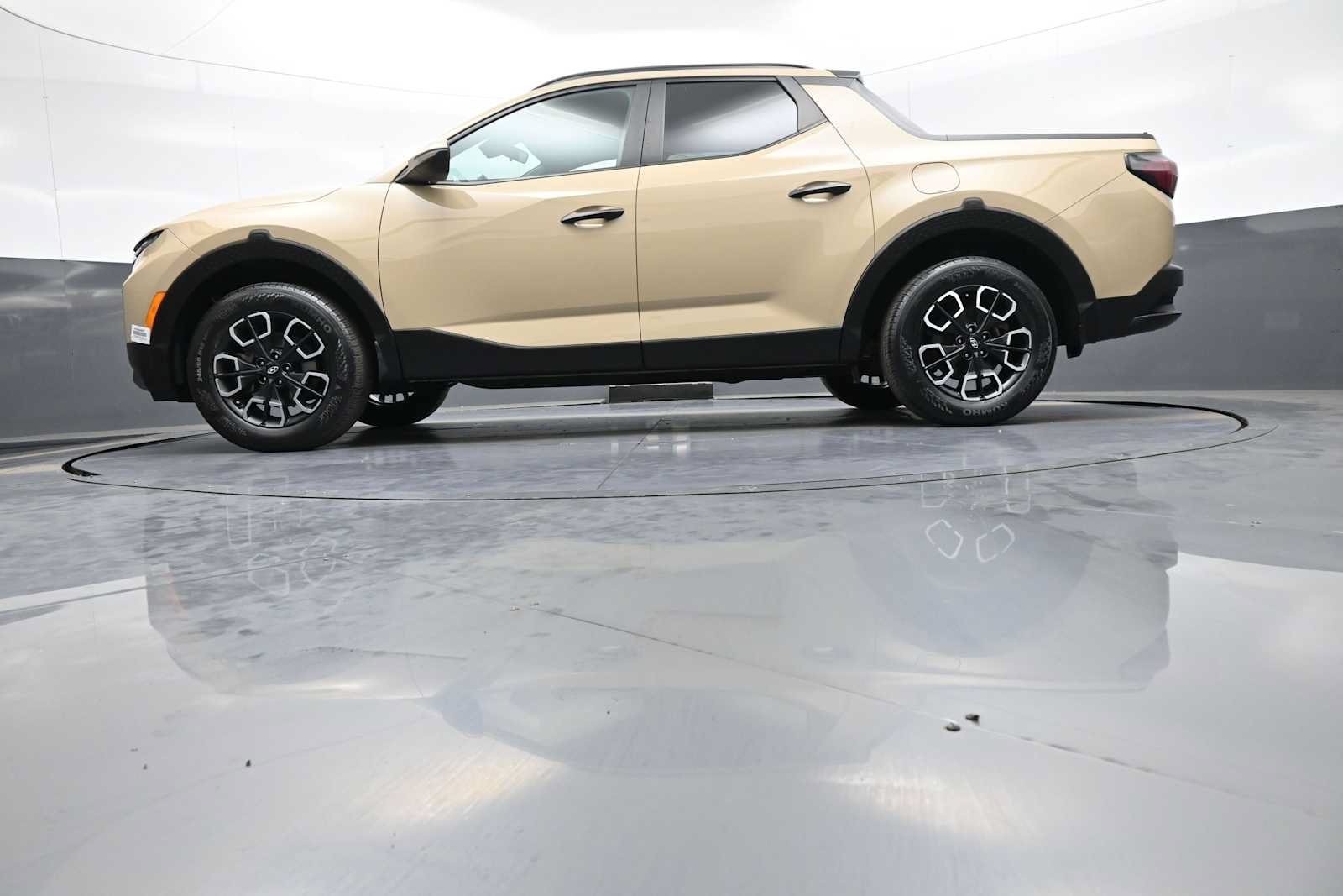 Certified 2023 Hyundai Santa Cruz SEL w/ Activity Package AWD/4WD image 33