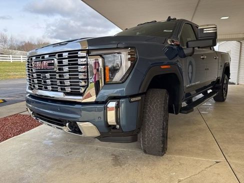 New 2026 GMC Sierra 2500 Denali w/ Snow Plow Prep/Camper Package image 9