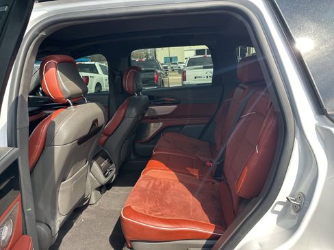 Used 2024 Lincoln Nautilus Black Label image 5