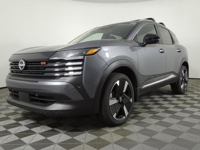 New 2026 Nissan Kicks SR w/ Cold Weather Package