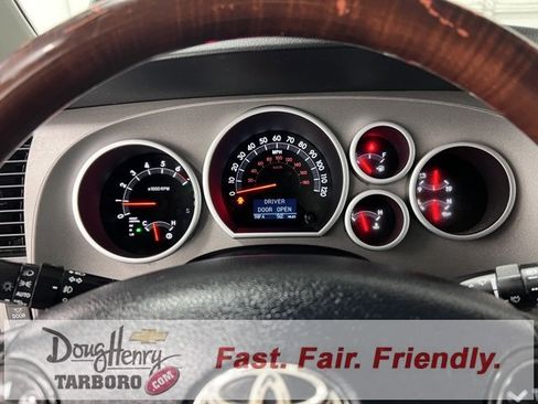 Used 2011 Toyota Sequoia Platinum image 57