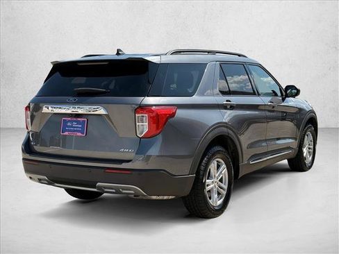Certified 2021 Ford Explorer XLT w/ Equipment Group 202A AWD/4WD image 5