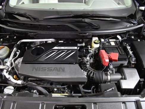 Certified 2025 Nissan Rogue SL AWD/4WD image 39