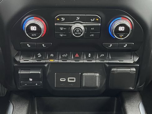 Used 2021 Chevrolet Silverado 1500 LT Trail Boss w/ Convenience Package II image 24