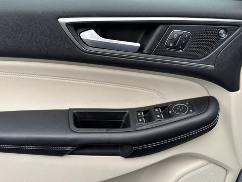 Used 2023 Ford Edge Titanium w/ Equipment Group 301A image 11