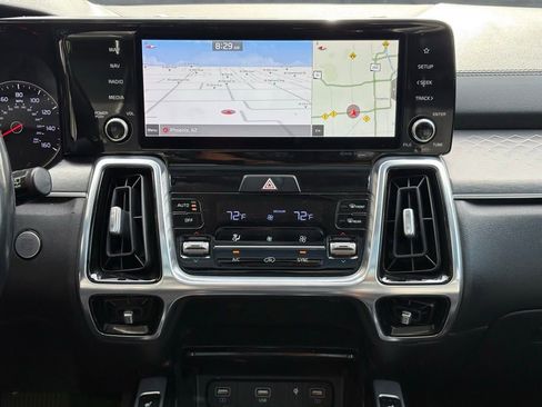 Used 2022 Kia Sorento SX image 13