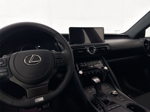 Used 2025 Lexus IS 350 F Sport image 33