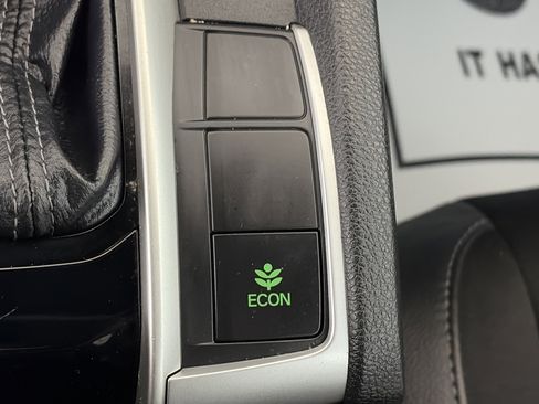Used 2021 Honda Civic Sport image 23