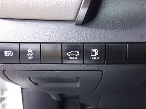 Used 2023 Toyota Camry LE FWD image 10