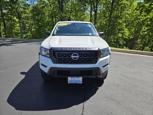 Used 2024 Nissan Frontier S RWD image 7