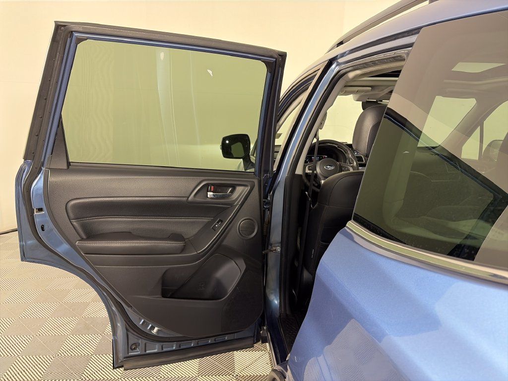 Used 2017 Subaru Forester 2.0XT Touring AWD/4WD image 12