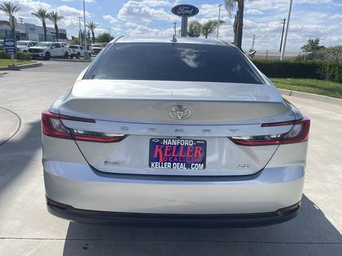 Used 2025 Toyota Camry LE w/ Convenience Package FWD image 7