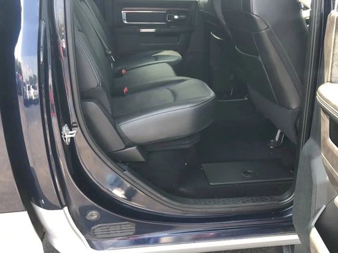 Used 2016 RAM 2500 Laramie w/ Convenience Group AWD/4WD image 14