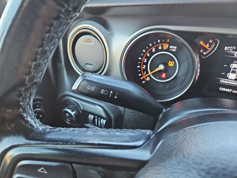 Used 2020 Jeep Gladiator Sport w/ Quick Order Package 24S image 27