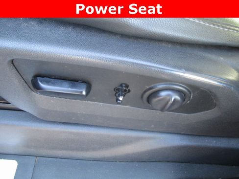 Used 2019 Chevrolet Silverado 1500 LT Trail Boss image 24