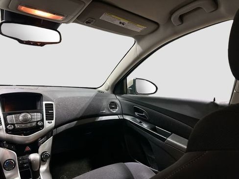 Used 2014 Chevrolet Cruze LT FWD image 21