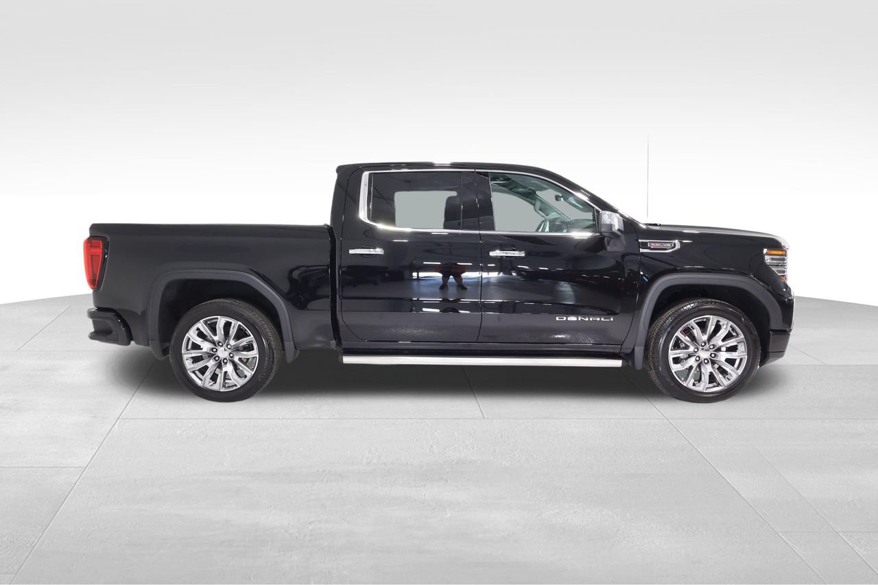 Certified 2025 GMC Sierra 1500 Denali w/ Denali Reserve Package AWD/4WD image 5