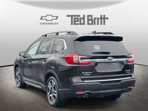 Used 2023 Subaru Ascent Limited w/ Technology Package image 6