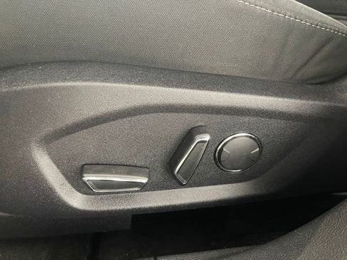 Used 2019 Ford Fusion SE image 35