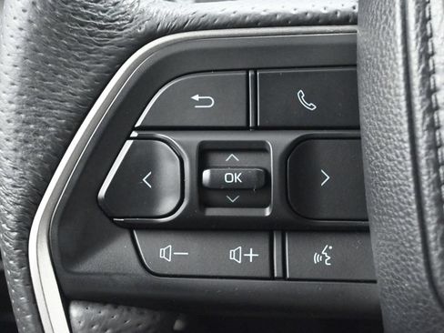 Used 2024 Toyota Tacoma TRD Sport AWD/4WD image 7