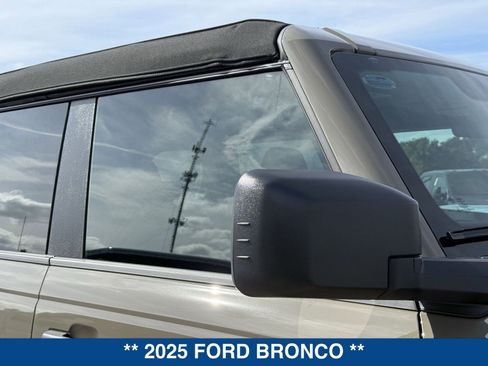 New 2025 Ford Bronco Badlands AWD/4WD image 11