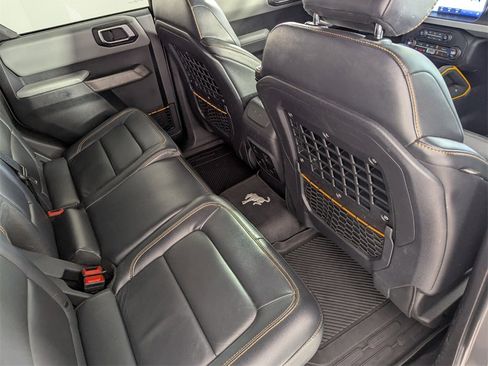 Used 2023 Ford Bronco Badlands image 32