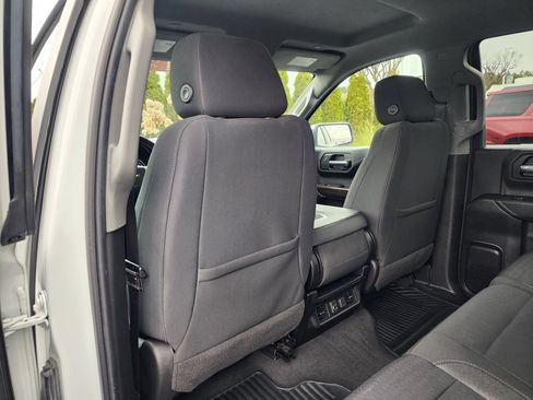 Used 2021 Chevrolet Silverado 1500 LT image 16