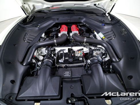 Used 2017 Ferrari California T image 26