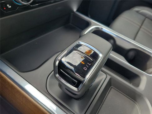 Used 2024 Chevrolet Silverado 1500 High Country w/ High Country Premium Package image 28