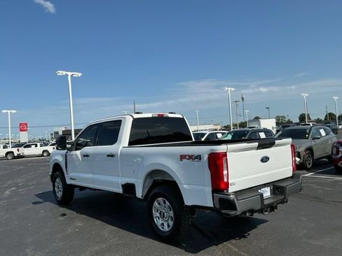 Used 2023 Ford F250 XLT w/ FX4 Off-Road Package AWD/4WD image 5