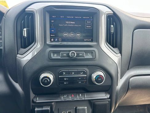 Used 2021 GMC Sierra 1500 4x4 Double Cab w/ Sierra Value Package image 8