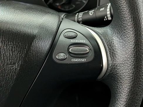 Used 2017 Nissan Pathfinder S AWD/4WD image 25