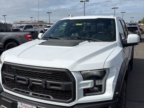 Used 2019 Ford F150 Raptor w/ Equipment Group 802A Luxury image 2