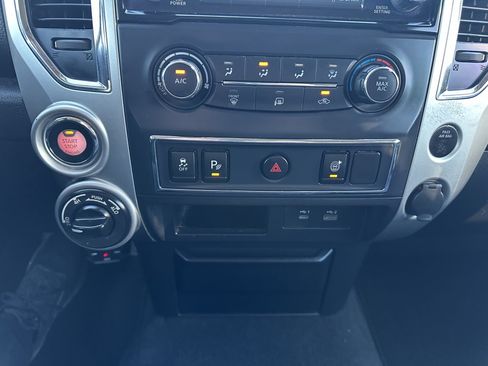 Used 2021 Nissan Titan SV w/ Accessory Utility Package AWD/4WD image 12