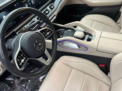 Used 2020 Mercedes-Benz GLS 450 4MATIC image 5