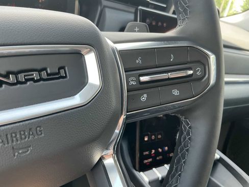 Used 2026 GMC Terrain Denali AWD/4WD image 11