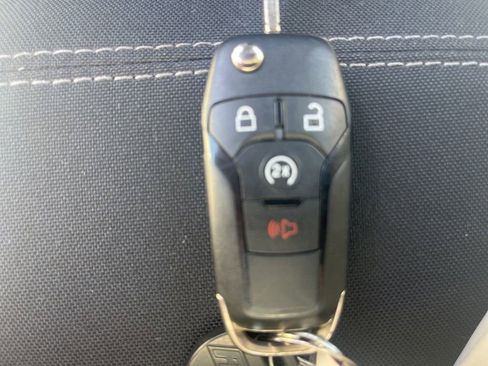 Used 2022 Ford Ranger XLT image 23