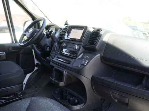 Used 2025 RAM ProMaster 2500 w/ Convenience Group FWD image 27