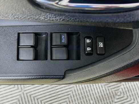 Used 2015 Toyota Corolla S FWD image 20