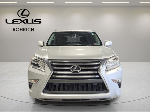 Used 2016 Lexus GX 460 w/ Premium Package AWD/4WD image 9