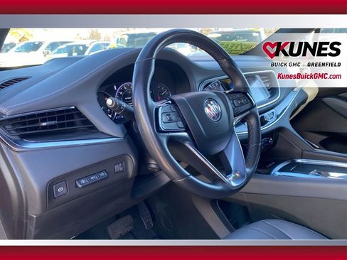Used 2024 Buick Enclave Premium image 10