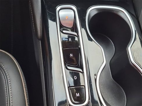 Used 2023 Buick Envision Essence image 19