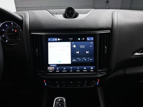 Used 2022 Maserati Levante GT AWD/4WD image 31