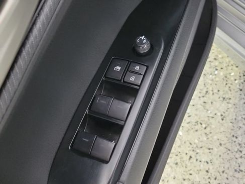 Used 2025 Toyota Camry SE w/ Convenience Package FWD image 23