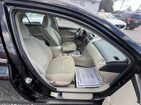 Used 2012 Toyota Corolla LE FWD image 14