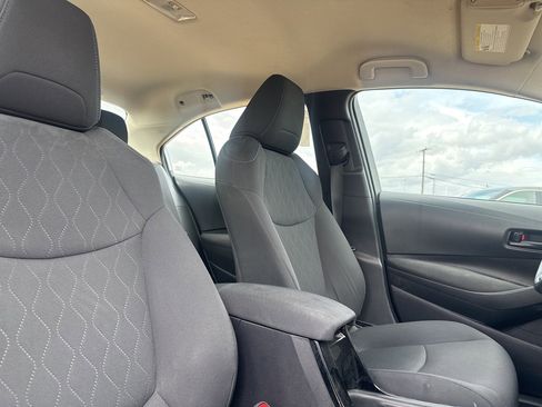 Used 2022 Toyota Corolla LE image 26