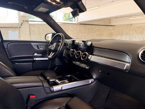 Used 2020 Mercedes-Benz GLB 250 image 27